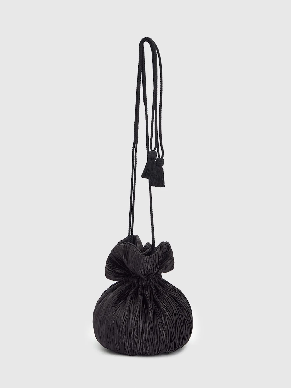 1317201.1.PLISSE_BLACK_SATIN
