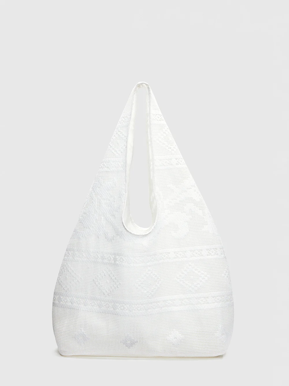 1318176.1.WHITE_LACE