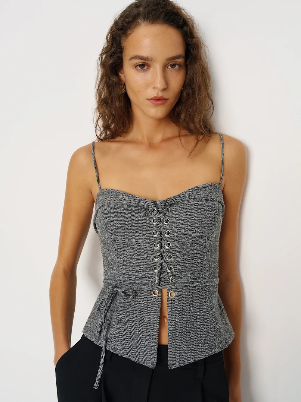 1318985.1.BLACK_HERRINGBONE