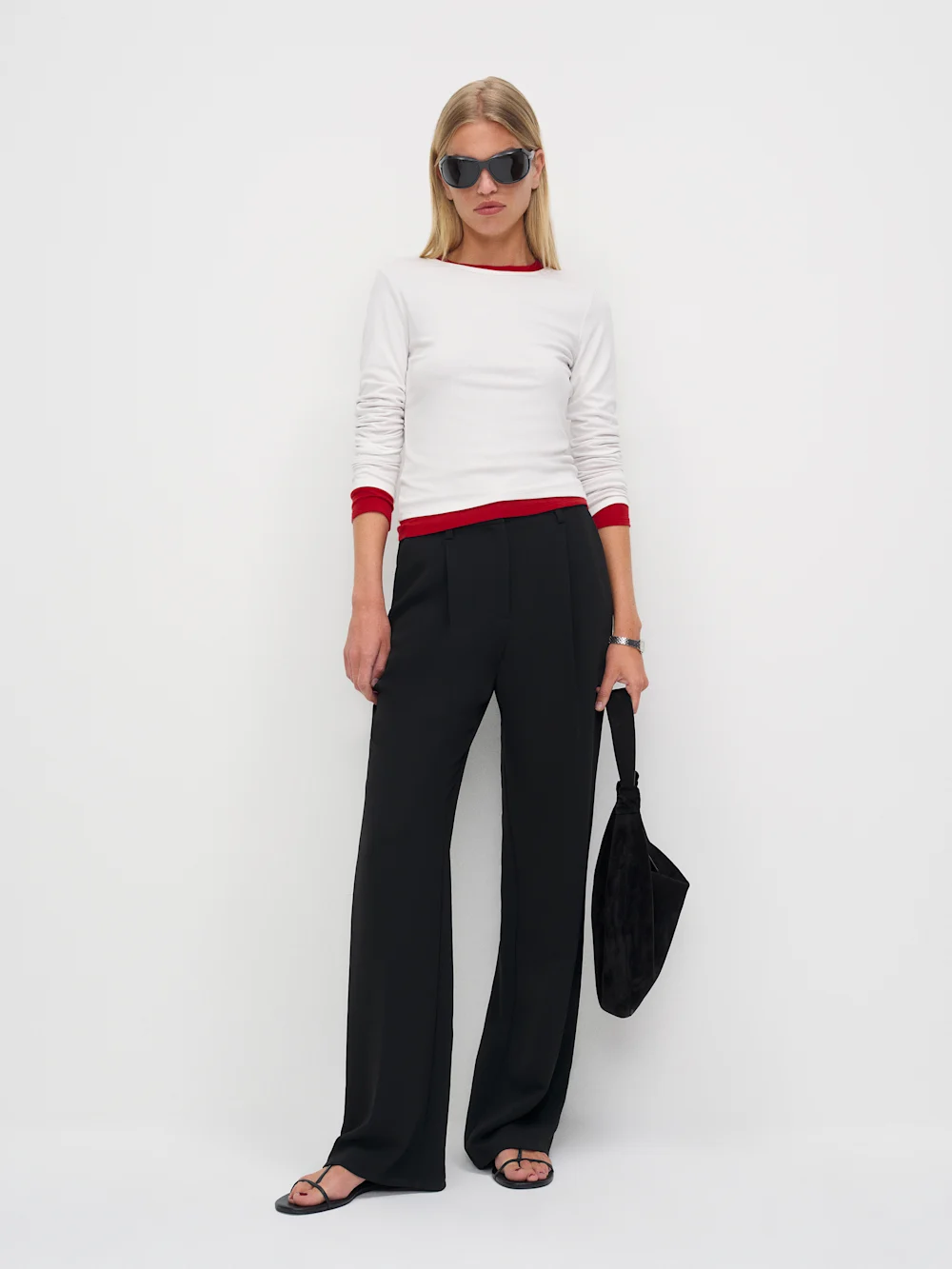 1319497.1.WHITE_WITH_RED