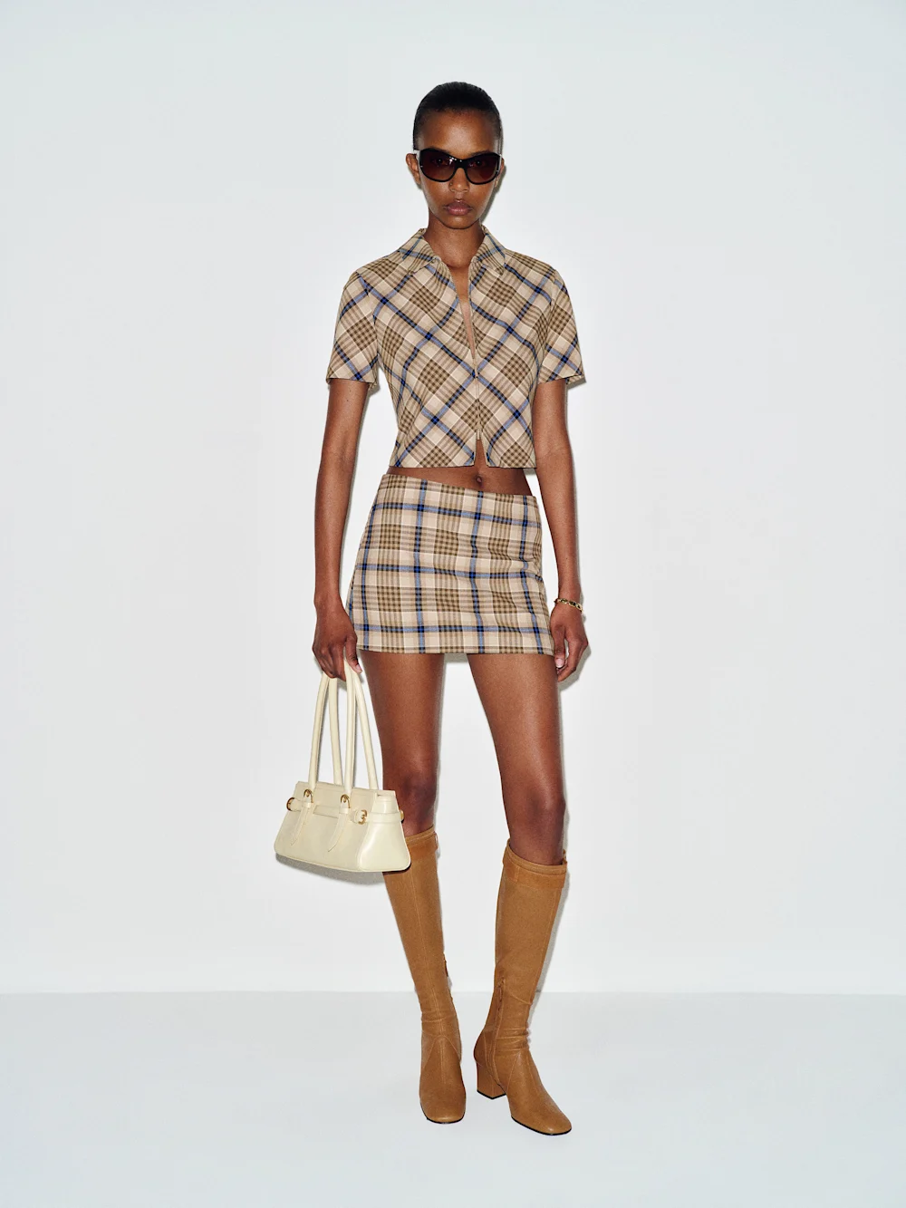1319971.1.BROWN_BLUE_CHECK